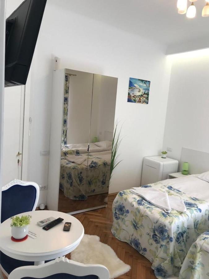 Victoria Luxury Apartment 11 Бухарест Экстерьер фото